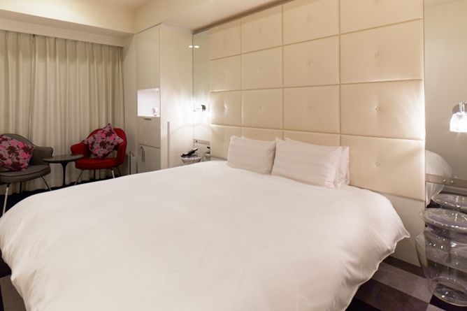 Hip room interior