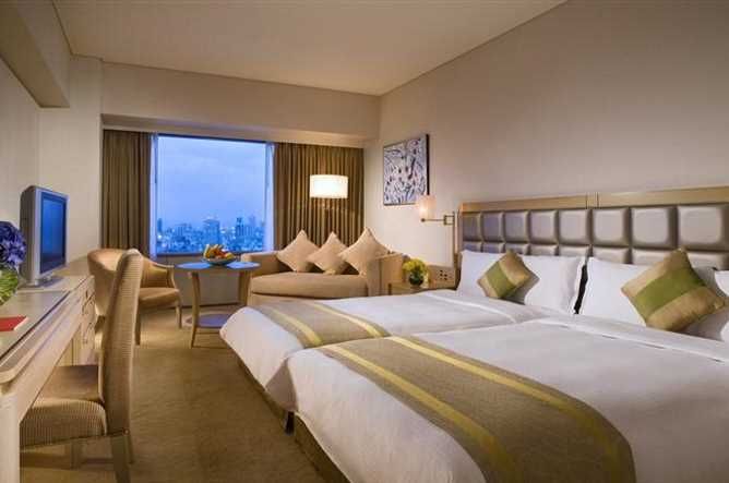 Premier Room
