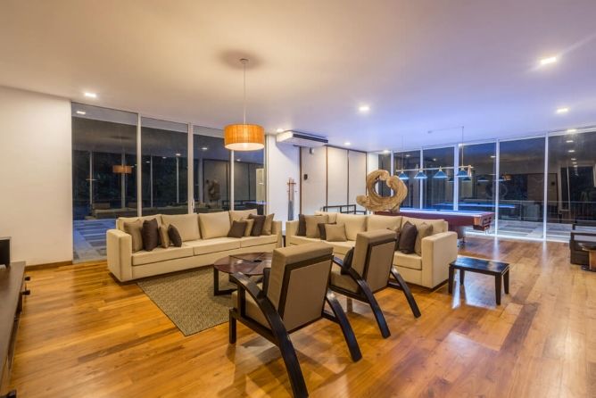 Lounge area