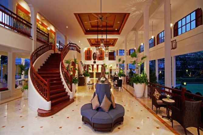 Hotel lobby