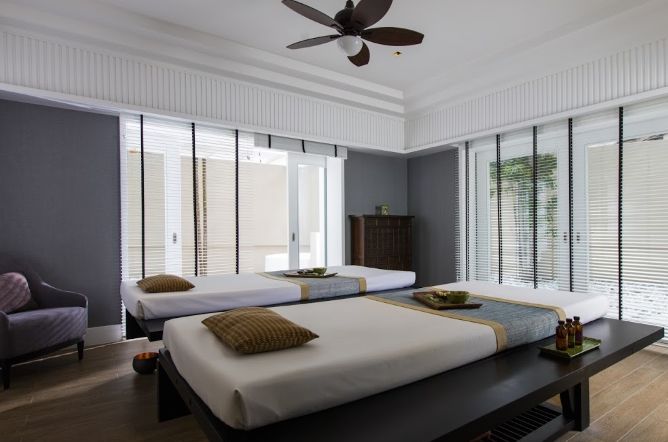 Spa treatment room