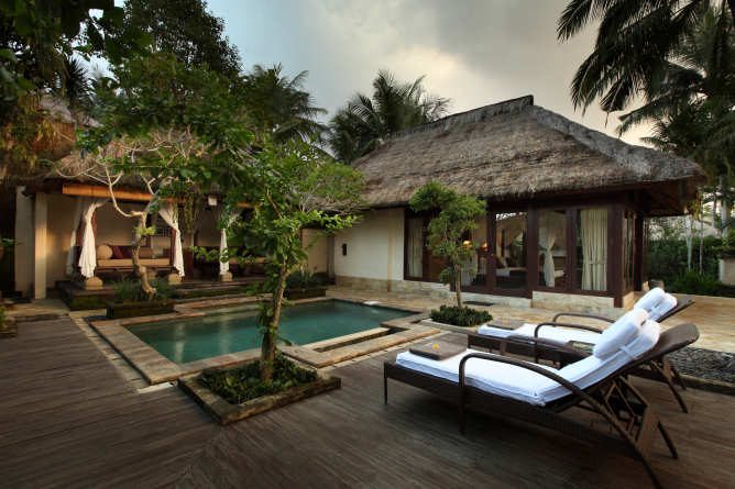 Village Suite Villa One exterior
