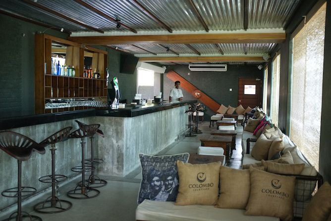 Bar