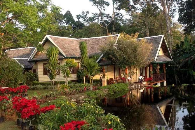 Lodge One, lakeside