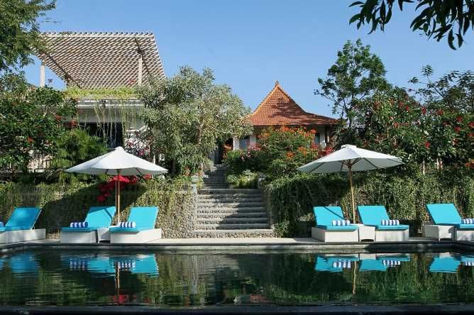 Bangsring Breeze Resort's welcoming pool