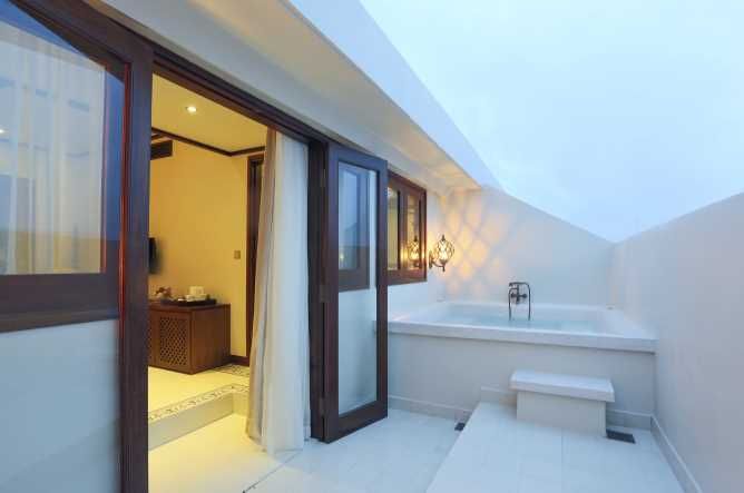 My Energy outdoor jacuzzi tub