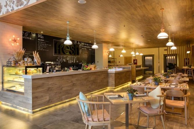 Fresh restaurant