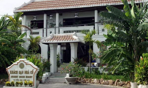 Hotel facade