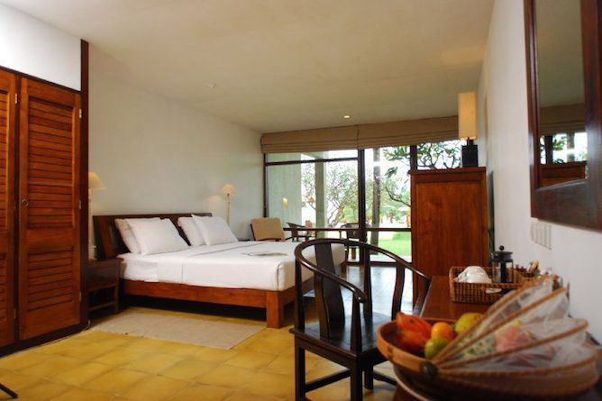 Suite bedroom