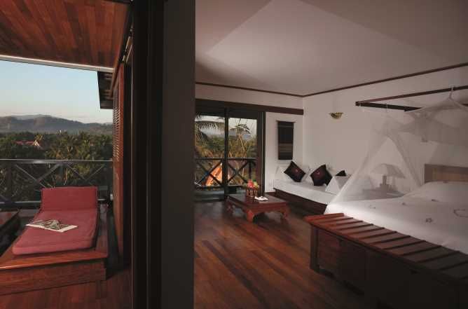 Junior suite overlooking tropical gardens