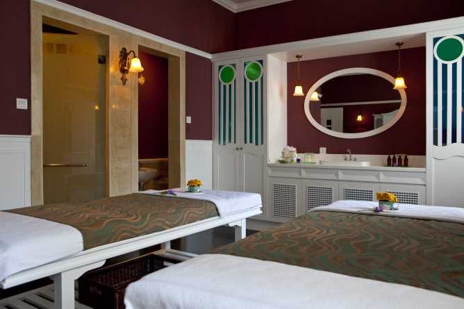 Spa treatment room