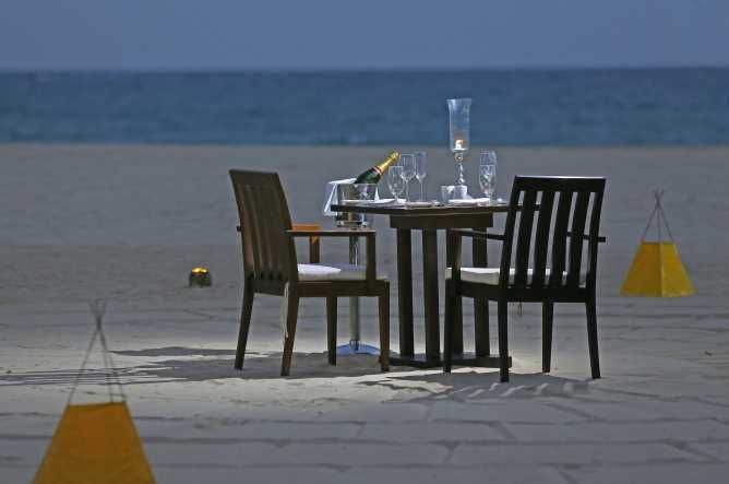 Private dining on the beach