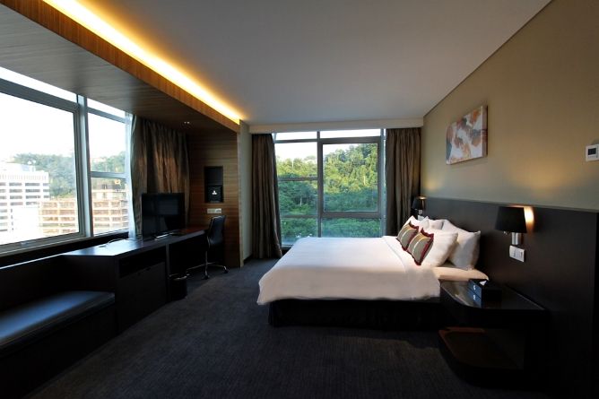 Deluxe City view room