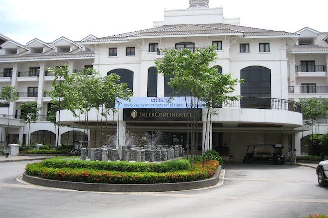 Intercontinental Westlake entrance