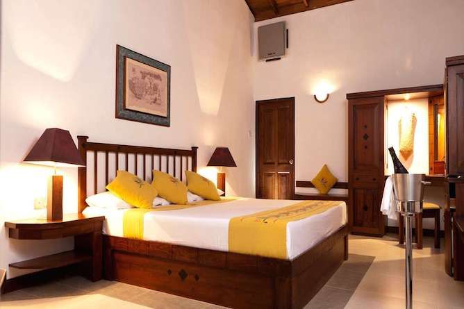 Club lodge bedroom