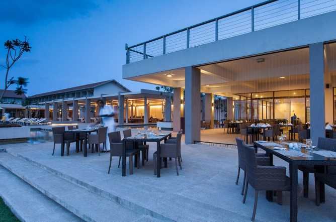 Al fresco dining