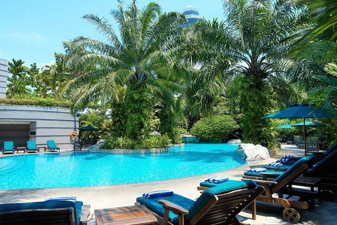 Swimming pool