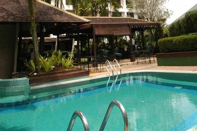 Swimming pool
