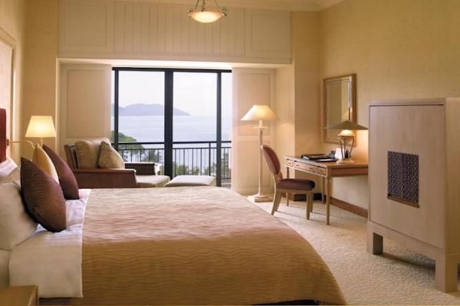 Garden wing terrace suite