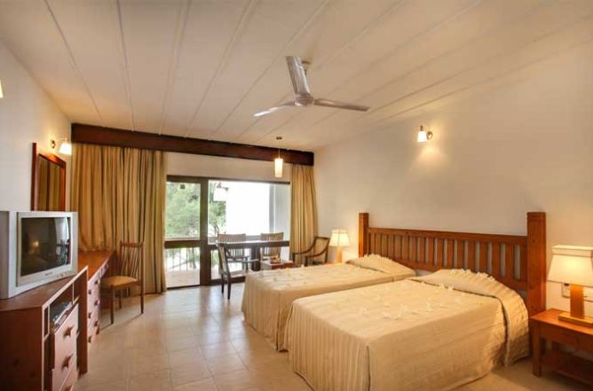 Studio deluxe room