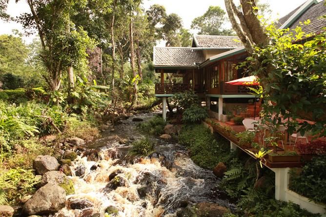 Lodge One overlooking the river