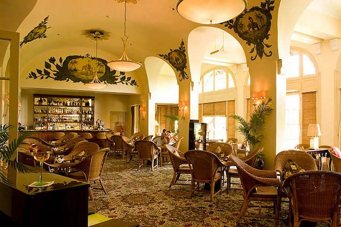 Elephant bar