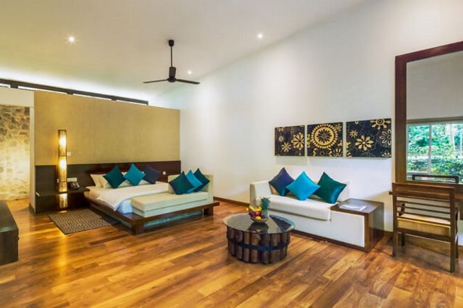 Nelum Suite interior