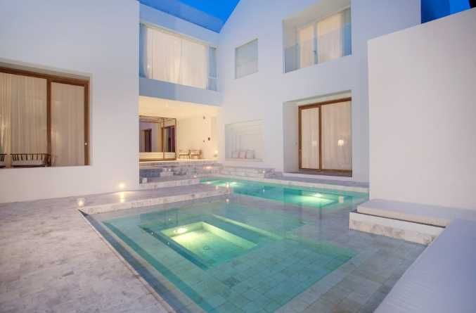 Pool area
