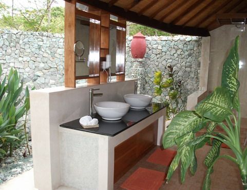 Villa bathroom