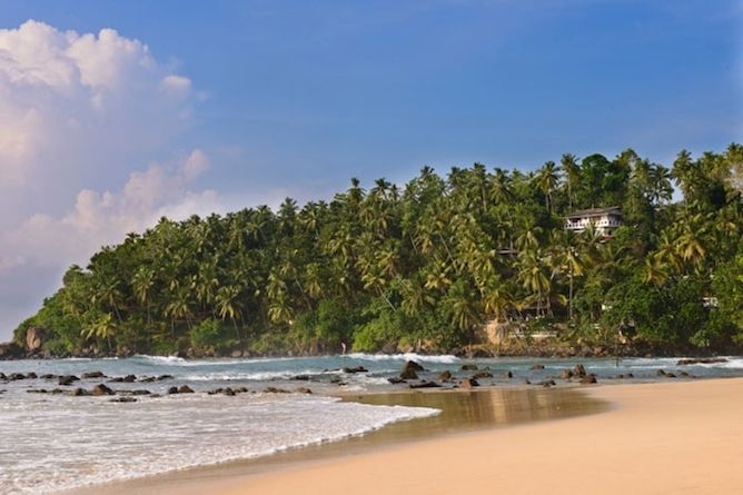 The boutique hotel Number One Mirissa overlooks the beach