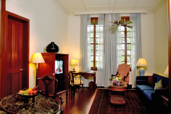Executive suite living area