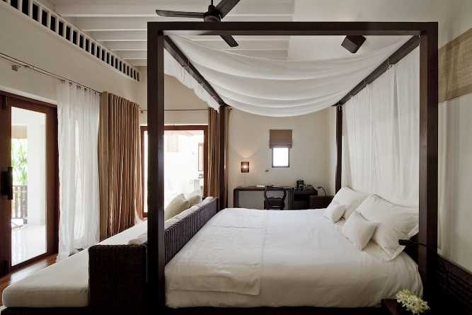 Deluxe Balcony Room