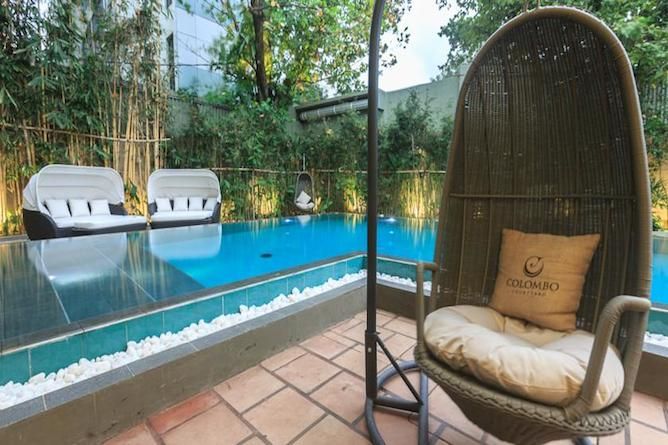 Plunge pool