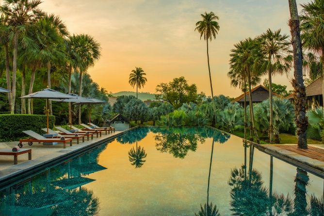 Another stunning pool