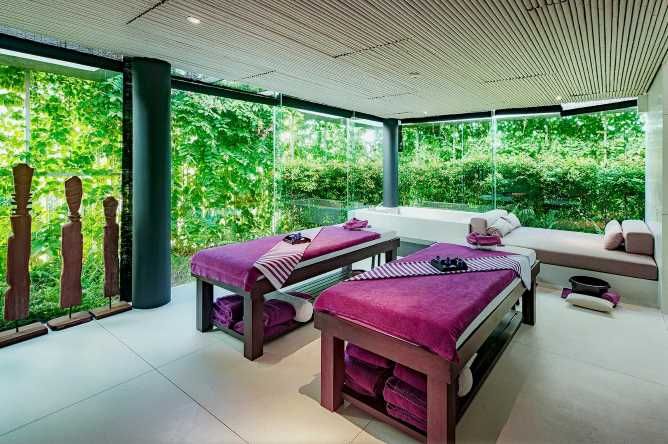 Spa treatment room