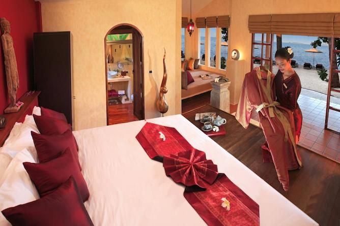 Beachfront deluxe room