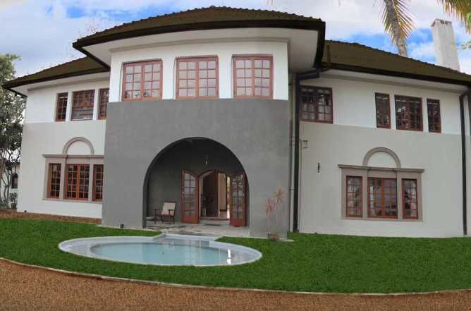 Elephant Stables exterior