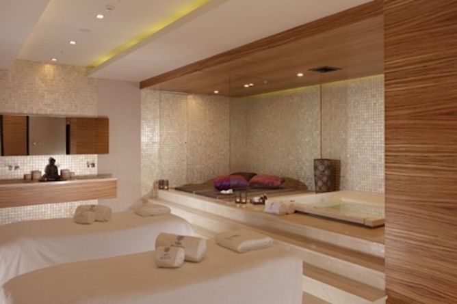 Raffles spa