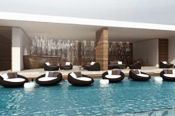Rooftop swimming pool