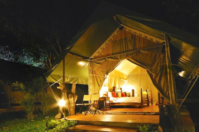 Boutique tent