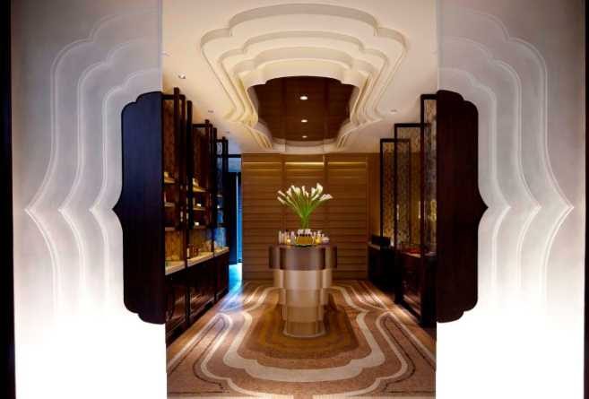 Spa entrance
