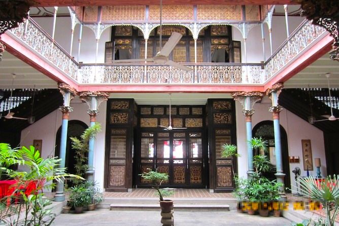 The impressive internal courtyard