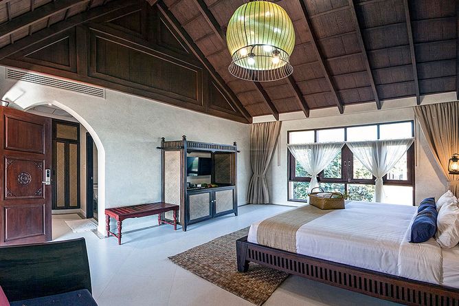 Superior double suite