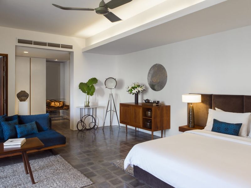 Double bedroom at Viroth's Hotel