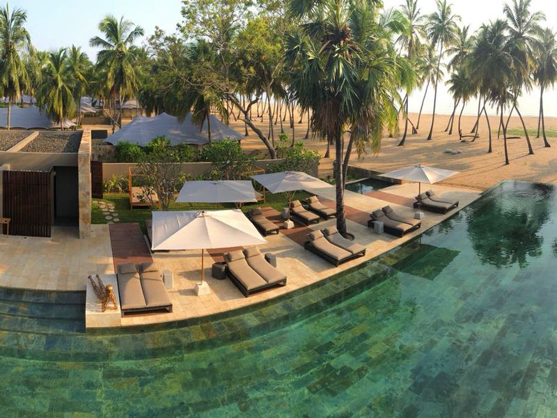 Swimming pool at Karpaha Sands