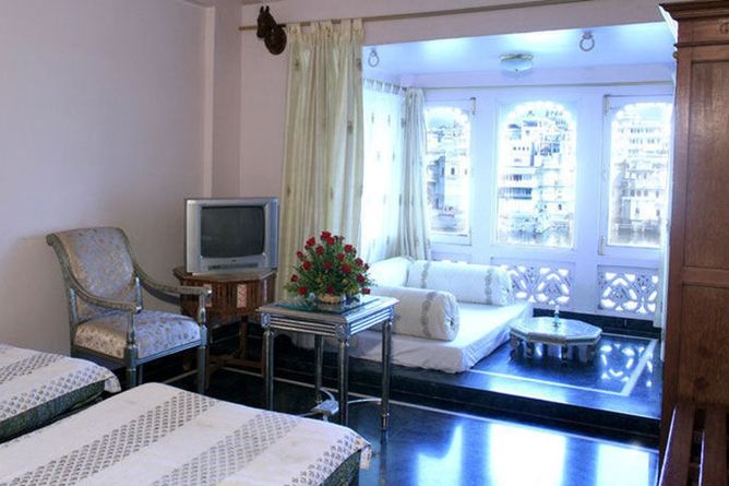 Deluxe Suite