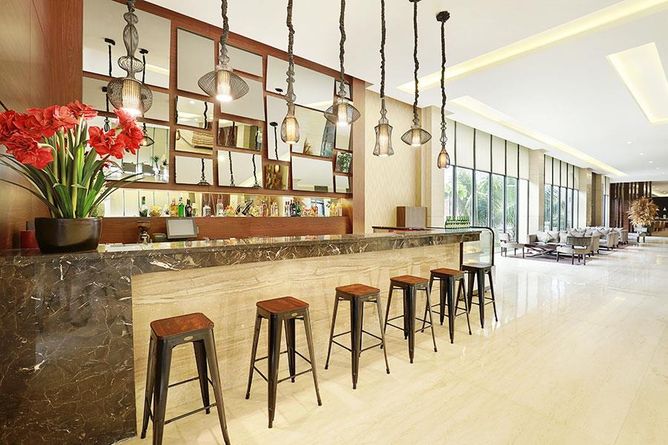 Lounge bar