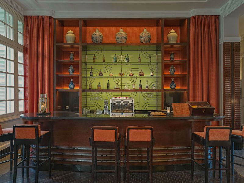Orange bar at Azerai la Residence