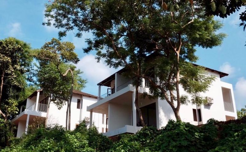 Hilltop sea view rooms