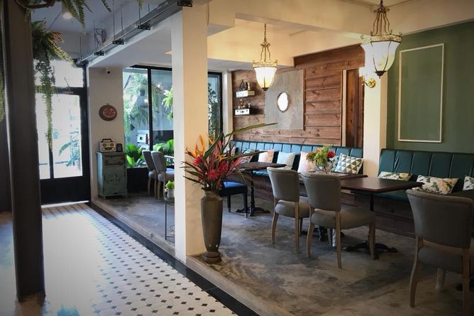Bloom Crafted cafe